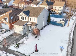 135 Veronica Dr, Kitchener, ON N2A 4E6