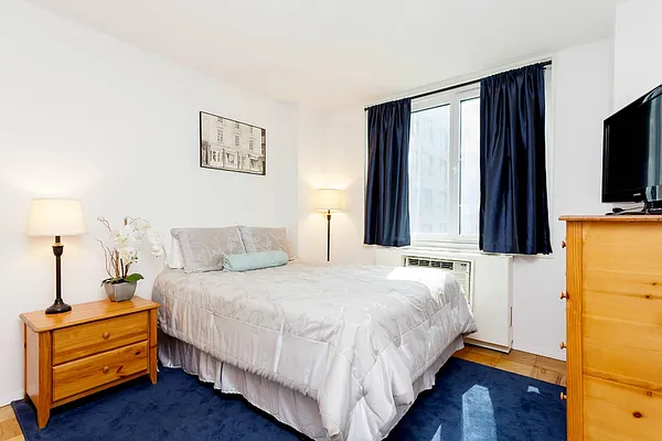 Rented by Town Residential | media 14