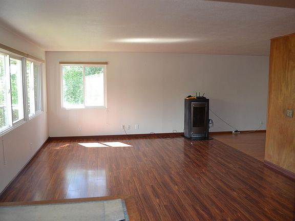 2nd image of 1205 NW Clifford St