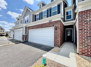 667 Sawgrass Way, Bolingbrook, IL 60490