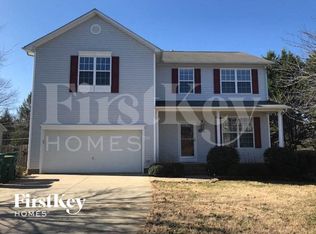 2900 Hickman Ln, Winston Salem, NC 27103