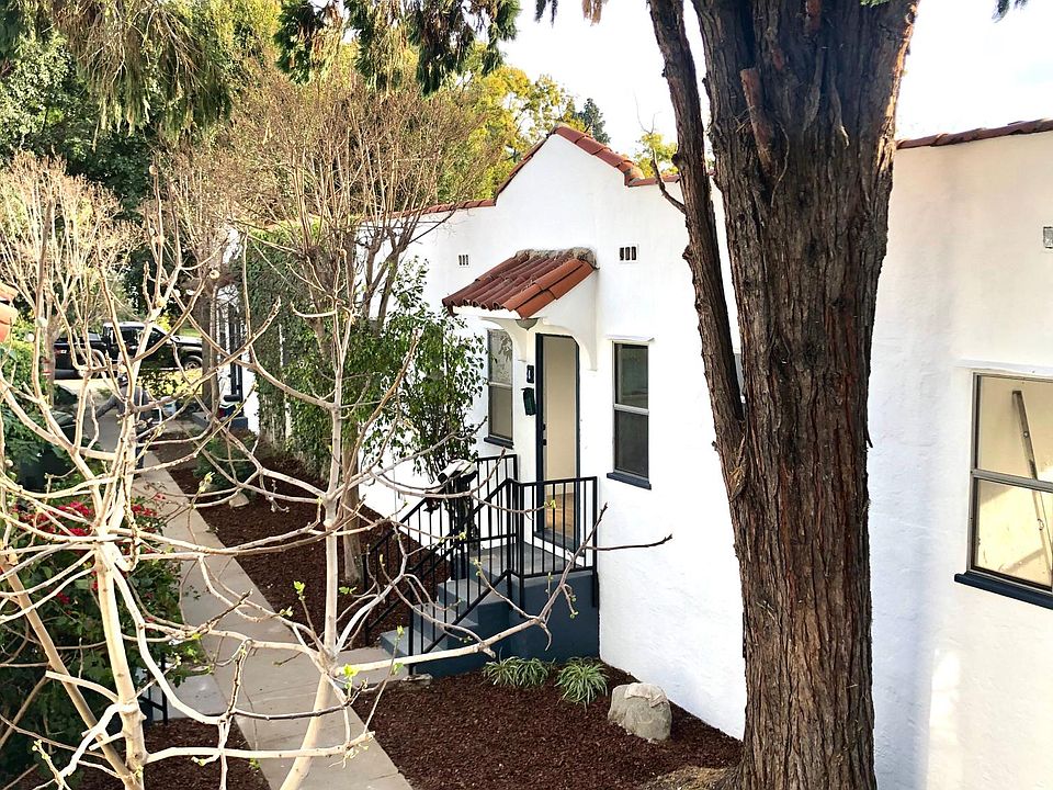 1st image of 3101 Sherwood Ave #6