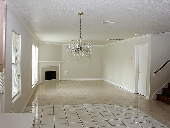 5th image of 16010 Clayton Green Dr