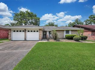 5523 Rivergate Dr, Spring, TX 77373