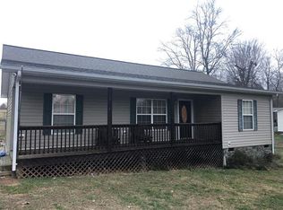 307 Sunset St, Hudson, NC 28638