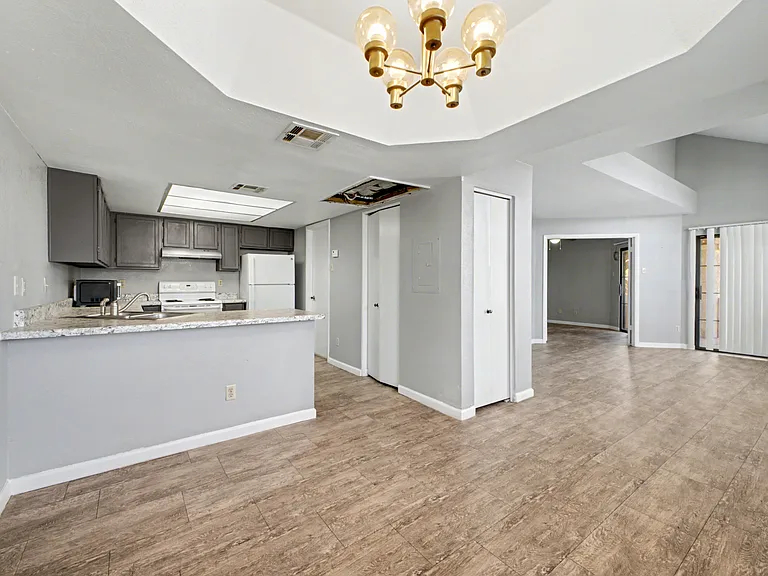 4545 N 67th Ave #1060 — Photo 9
