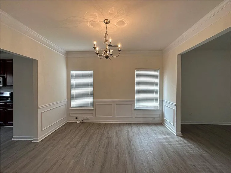 1335 Rocky Shoals Ln — Photo 2
