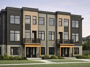2136 22nd Ave SW, Calgary, AB T2T0S5