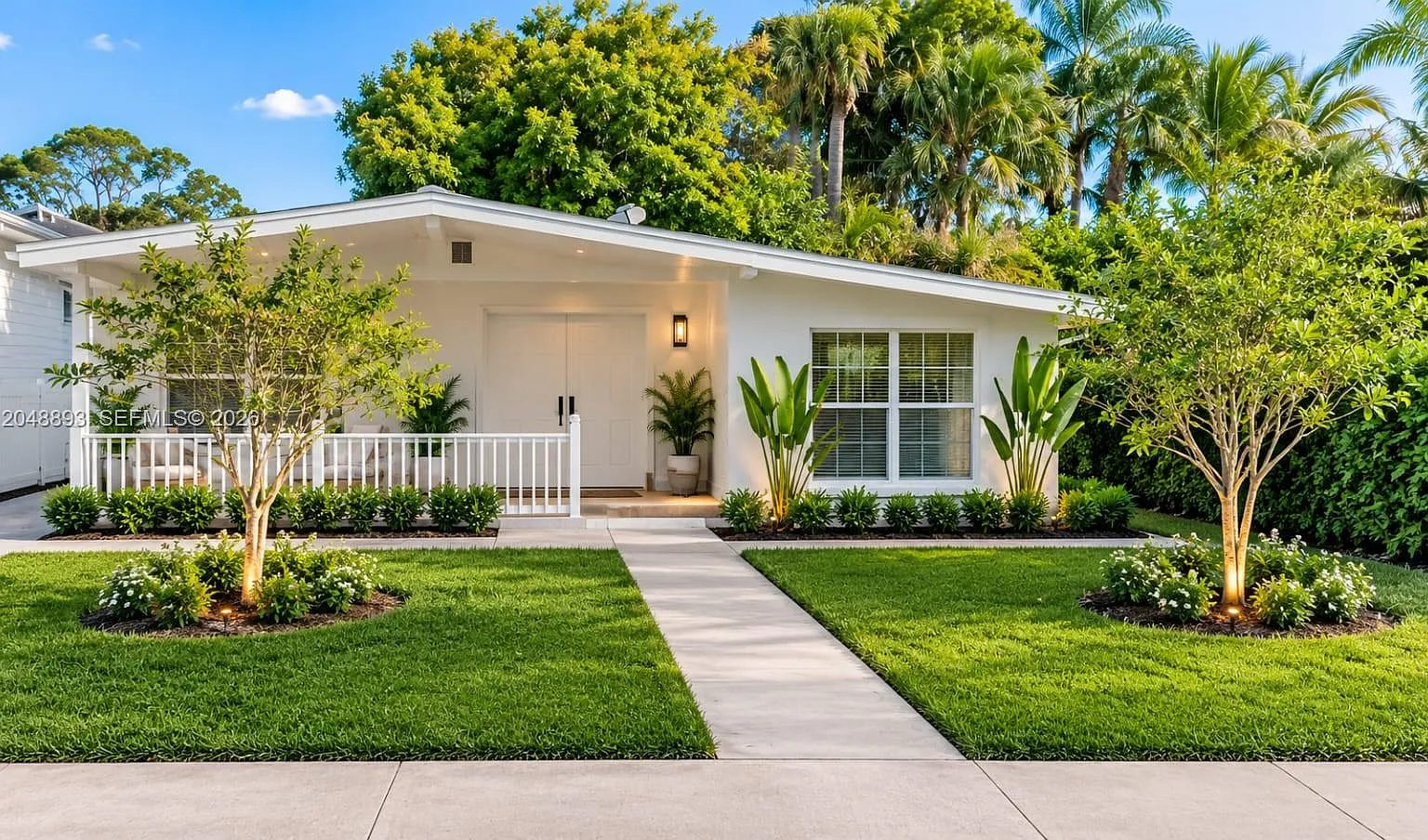 4 bed, 3.0 bath, $2,900 — Photo 1