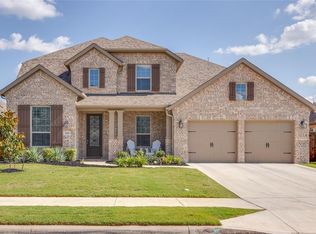 404 Lomax Ln, Fort Worth, TX 76131