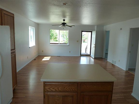 5th image of 60 W Magnolia Dr