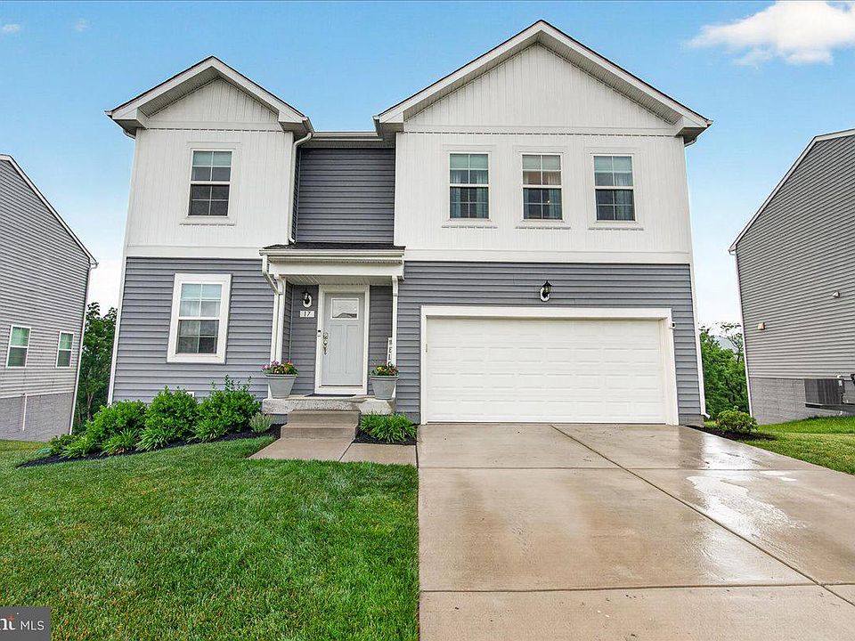 1st image of 17 Westview Dr