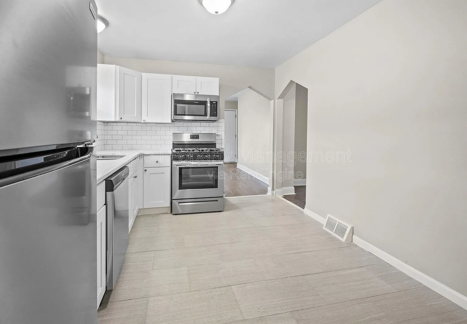 3 bed, 1.0 bath, $1,695 — Photo 3