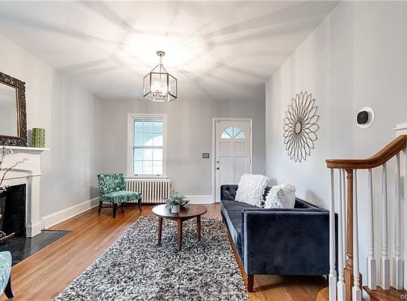 5th image of 3909 Wythe Ave