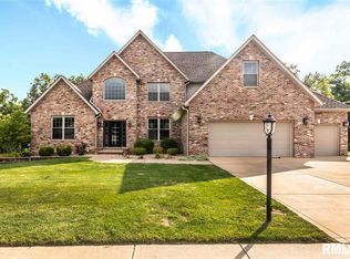 1825 Autumn Rdg, Washington, IL 61571