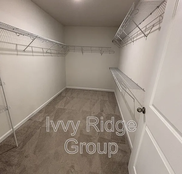 4867 Tacoma Dr — Photo 10