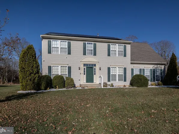1634 Cherokee Ln, Vineland, NJ 08361