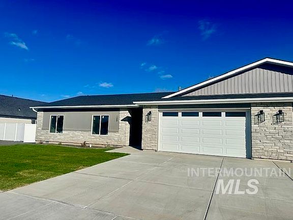 2nd image of 106 & 108 Centennial Dr