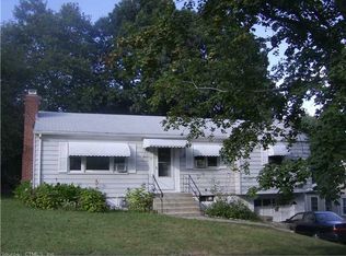 11 Allene Dr, Hamden, CT 06517