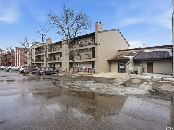 UNIT 208B-4040 8th STREET E, Saskatoon, SK S7H 5L4