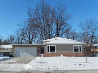 1127 S 2nd St, Dekalb, IL 60115