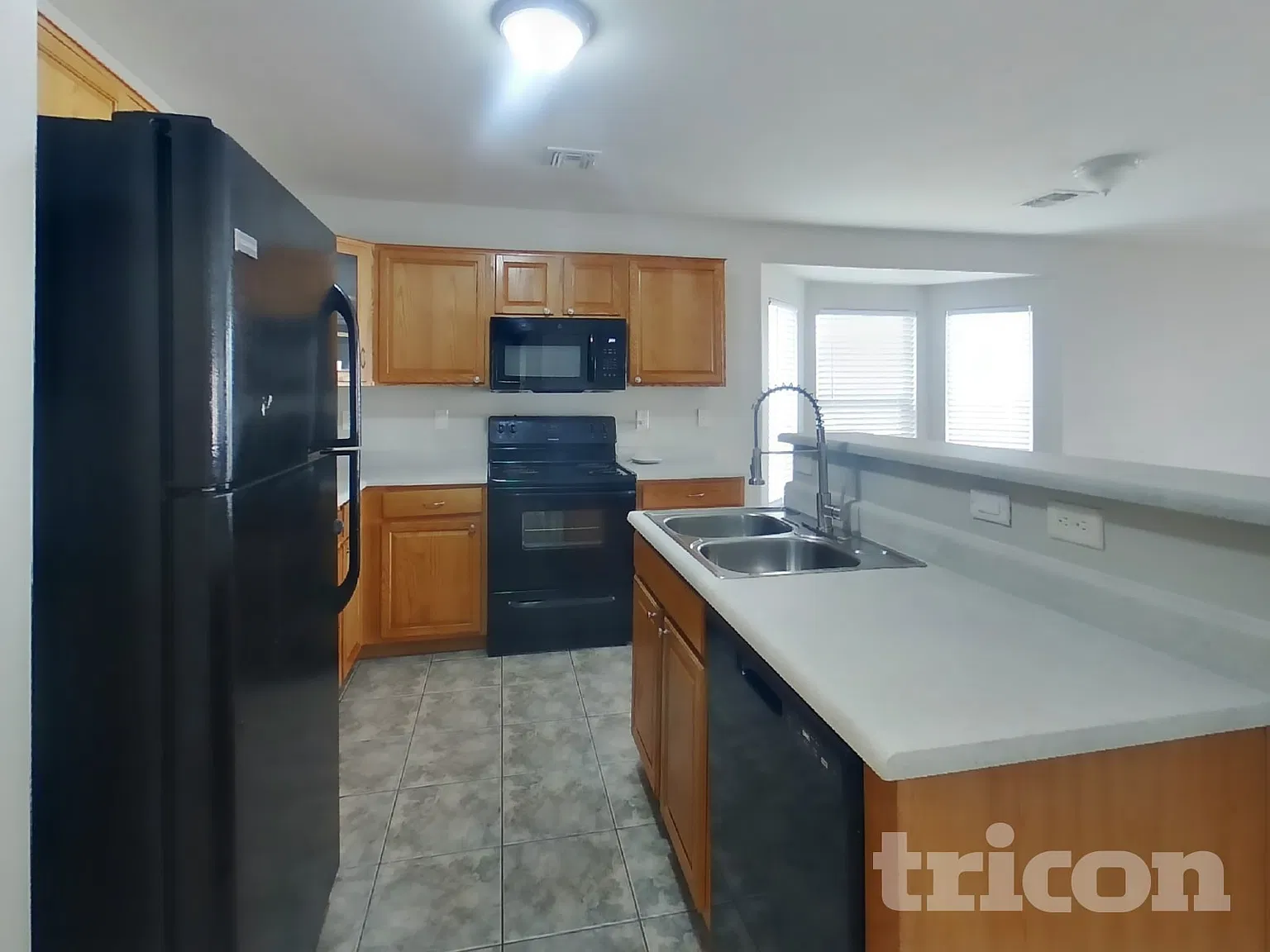 8830 W Toronto Way Tolleson AZ — Photo 4
