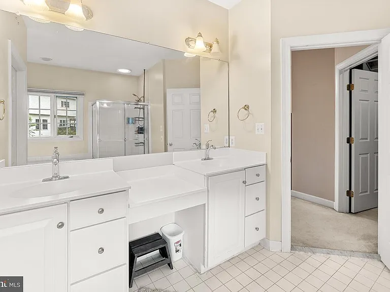 6430 Bellevue Pl — Photo 27