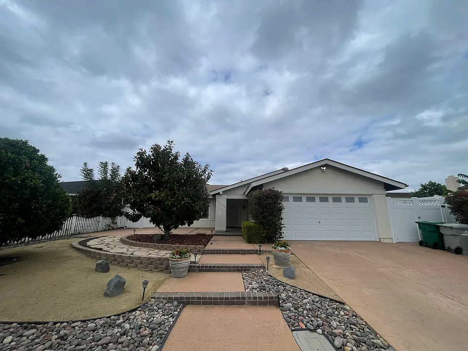 10922 Tobago Rd