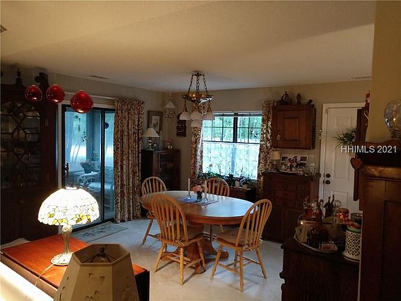 4th image of 2 Camellia St