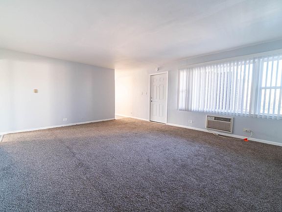 4th image of 6619 W Lloyd Dr APT 5C