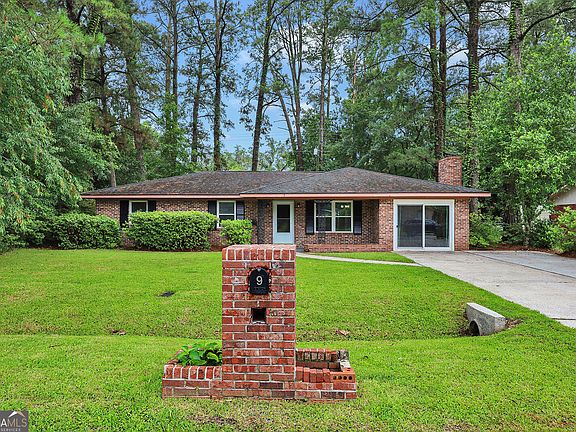 2nd image of 9 Austin Dr