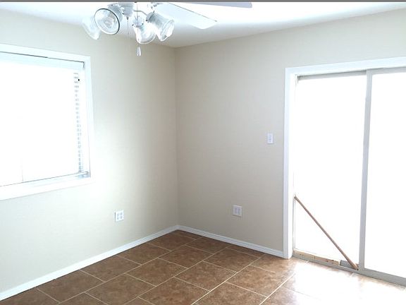 5th image of 3078 E Brettonwood Dr