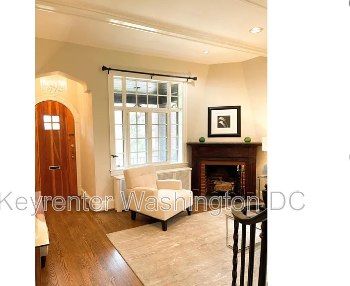 242 Emerson St NW #NW — Photo 6