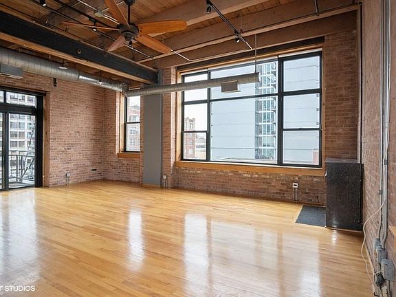 4th image of 701 W Jackson Blvd APT 507