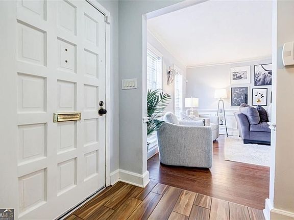 5th image of 12 Palace Green Pl NW