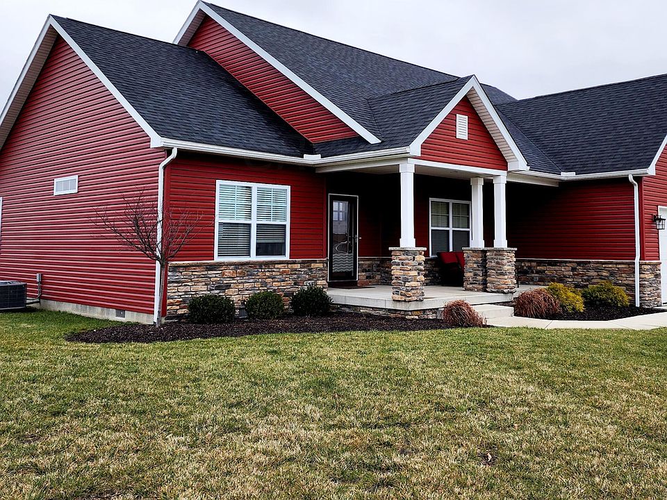 2nd image of 260 Margaret Ln