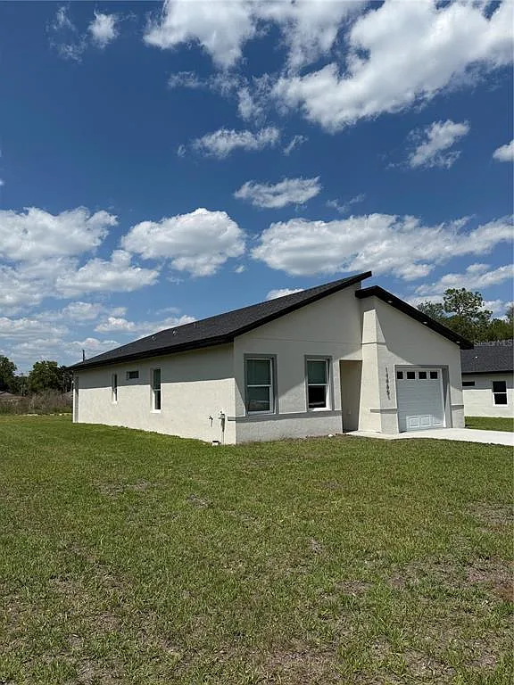 3 bed, 2.0 bath, 1226 sqft, $1,700 — Photo 2