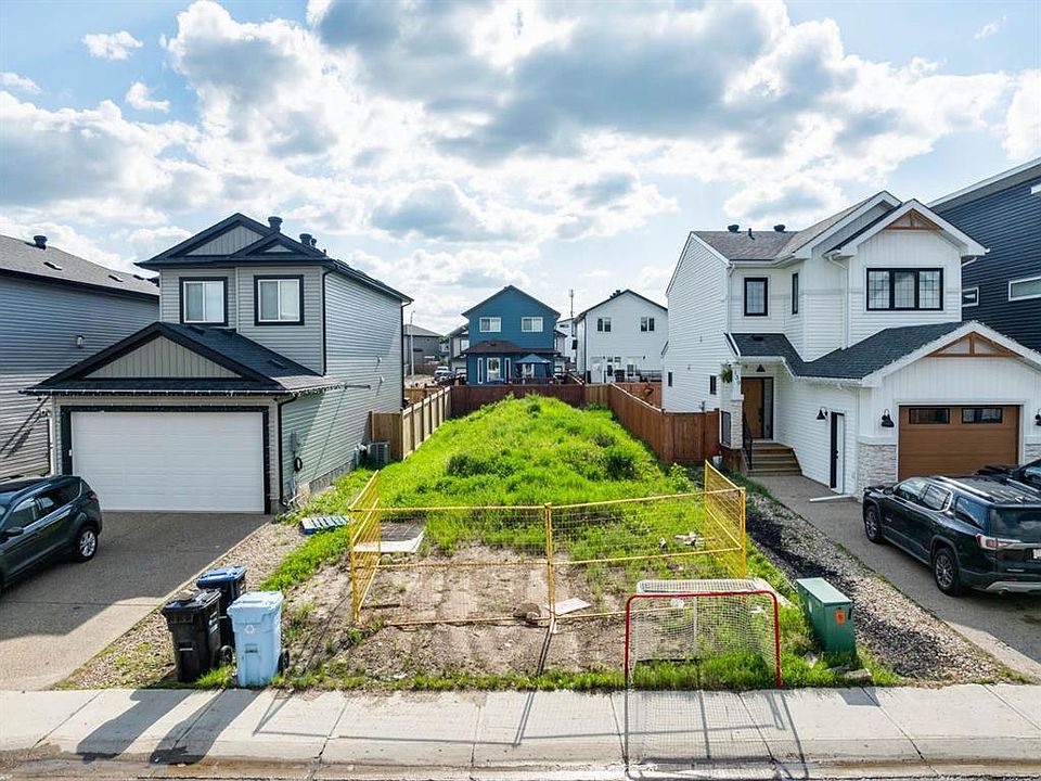 1st image of 137 Aldergrove Ave