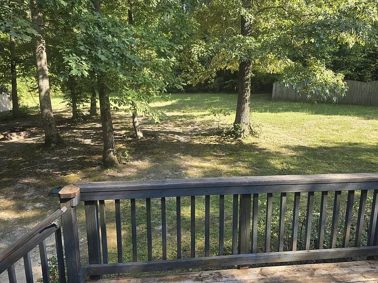 308 Madison Ct — Photo 22