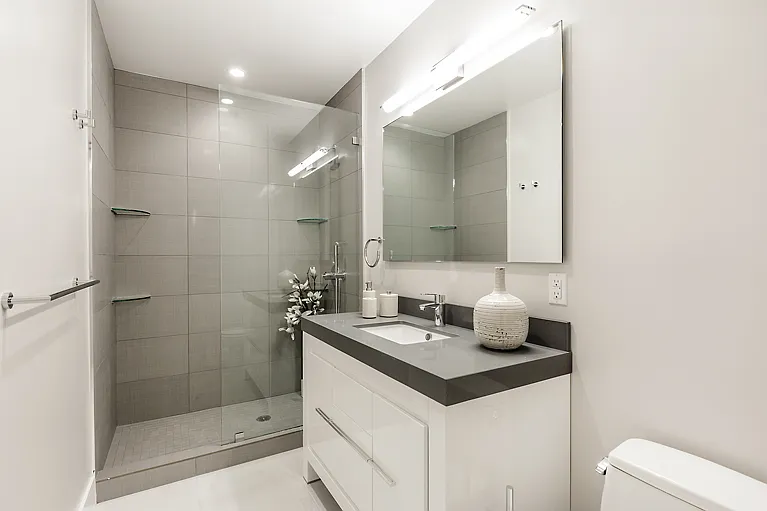 1086 S Van Ness Ave #1086 — Photo 6