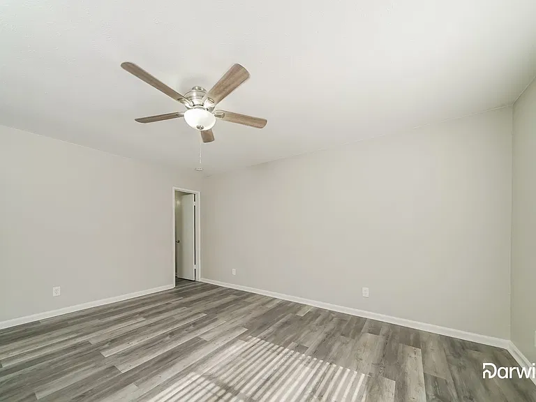 5517 N Colony Blvd — Photo 6