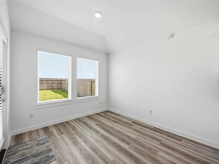 9522 Wall St — Photo 10
