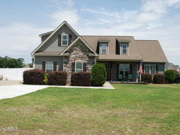100 Mona Place, Pikeville, NC 27863