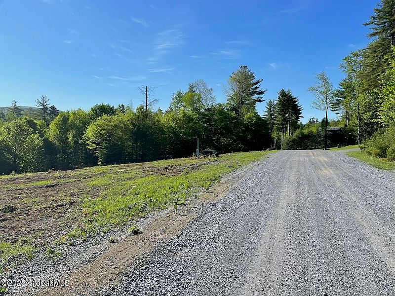 4th image of L47 Pine Crest Road