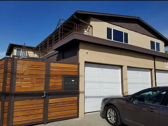 203 Shepherd Ave #1 — Photo 3