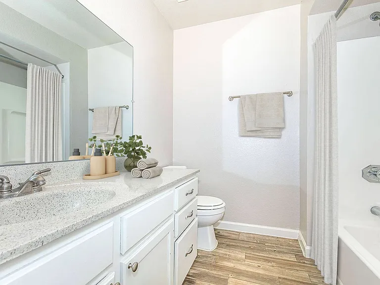 Palm Desert Apartments — Photo 96