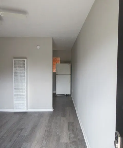 784 Terminal Ct #11 — Photo 3