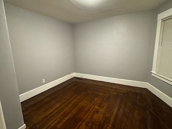 2nd image of 60 Collins St #1
