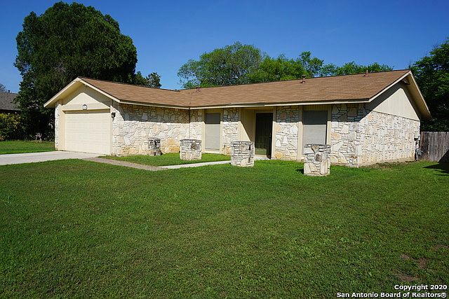 1st image of 8706 Thatch Dr