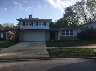 750 W Palm Dr, Glenwood, IL 60425